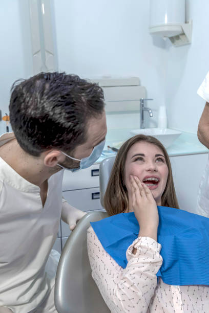Best Emergency Tooth Extraction in Wheaton, IL