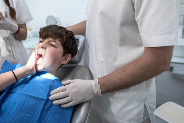 Best Emergency Gum Treatment in Wheaton, IL